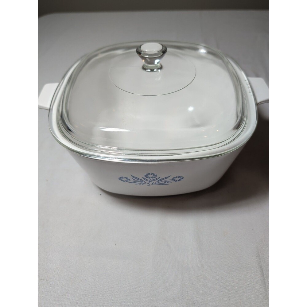 RARE 2 1/2 QT Vintage CorningWare Blue Cornflower Casserole Dish with Lid